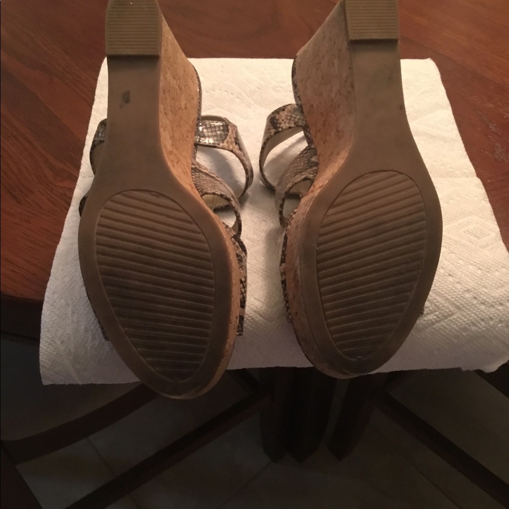 Snake print wedge - Picture 4 of 4